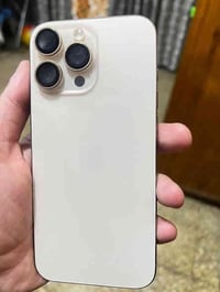 12 برو ماكس ذاكره 128 بطارية 81  مستبدل فقط شاشه اصليه سعره350 وبي مجا...