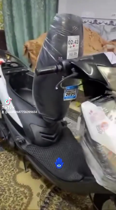 سلام عليكم دراجه ماكس عدله للبيع دراجه نضيفه عوزهه ترتيب عله ايدك دراجه مامفتوحه بوشه 49 بلادي سعرهه 750 بيهه مجال للطيبين عنوان تقاطع النهروان قريه النفطيه رقم تلفوني ***********
