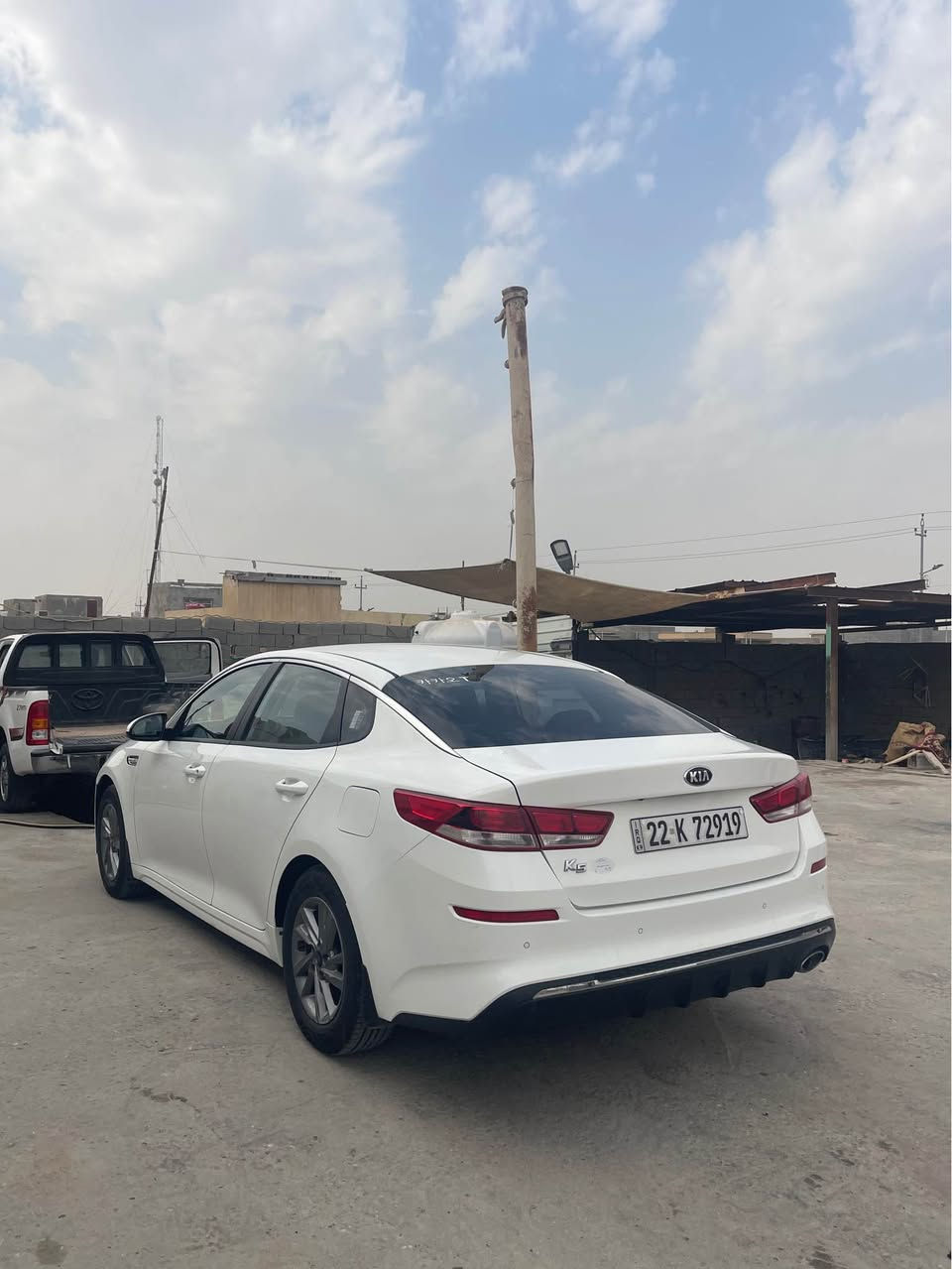 بيع او مراوس بأمريكي او حسب الرغبه كي 5 وارد كوري سنوية جديدة موديل 2021 محرك 2000 مكفوله ضربه وتبديل وصبغ عدا جزء بسيط بالجاملق الأمامي السعر 167بيه مجال قليل *********** البصرة, العراق
