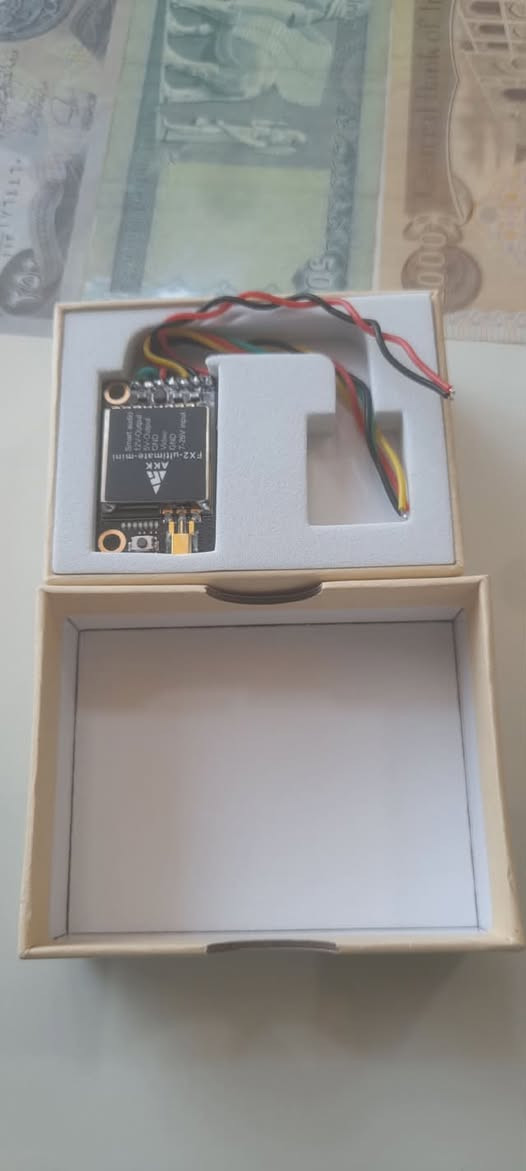 هذا الجهاز هو مرسل فيديو طائرات بدون طيار AKK FX2-ultimate-mini.يتميز بقدرة طاقة قابلة للتبديل بين 25 ميجاوات، 200 ميجاوات، 600 ميجاوات، وتصل إلى 1200 ميجاوات.يعمل بجهد إدخال 7-26 فولت ويوفر مخرج طاقة 5 فولت أو 12 فولت لتشغيل الكاميرا.يدعم تقنية Smart Audio لتغيير الإعدادات عبر جهاز التحكم 🌹🌹🌹


**إذا كنت صاحب هذا الإعلان وتريد حذفه لأي سبب، رجاءا أرسل رسالة إلى الدعم الفني**