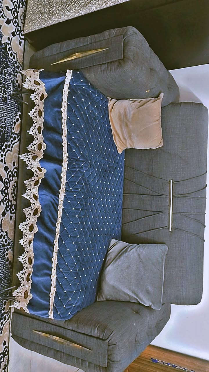 تخـــــــم  عشـــر مقـاعد جديد ممستخدم هوايه  توصى مو سوگي / بغداد


**إذا كنت صاحب هذا الإعلان وتريد حذفه لأي سبب، رجاءا أرسل رسالة إلى الدعم الفني**