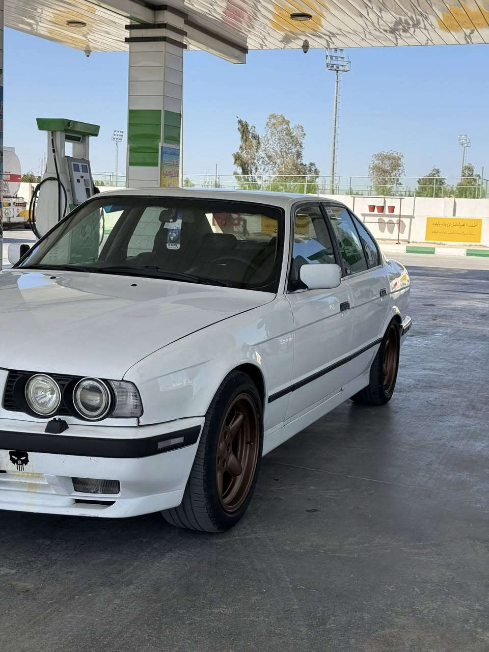 سلام عليكم بي ام 530 مسكر V8 اصل 
رقم اربيل بسمي موديل 94 اصل
دبل ايرباك بجم عريض لات سنتر لك جام كهرباء
ويل شنايزر اصلي دعاميات M دوس M
مري من فصل تتفئه هيترات جام كله شغال تبريد شغال 
سستم صوت حلو كزوز عليه سعر 74 هذا رقمي بي واتساب ***********
