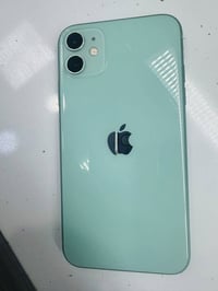 ايفون 11 عادي ذاكره 128 بطاريه 87 بلادي شاشه مبدله مال تفصيخ مكاني بغد...