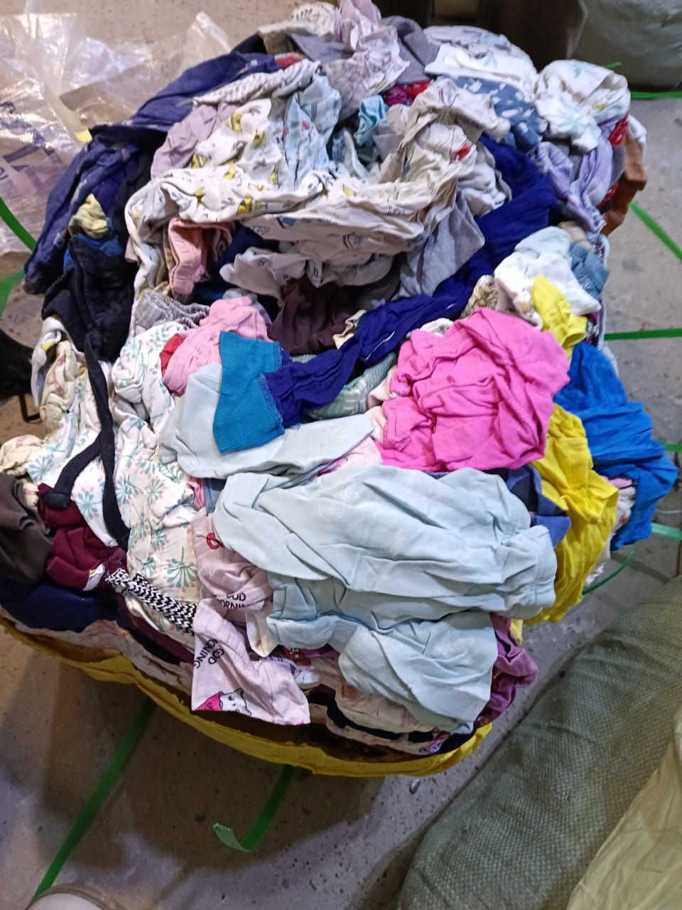 بسم الله وعلى بركة الله 
تم فتح بضاعه جديده 😍 
بجامه أطفال 
سعر القطعه بالف 
العنوان فلوجه حي الضباط شارع المستشفى مجاور دكتوره محاسن اسم المحل مجمع الأخوين للتبضع المنزلي متواجدين لساعه ١١ ليلا


**إذا كنت صاحب هذا الإعلان وتريد حذفه لأي سبب، رجاءا أرسل رسالة إلى الدعم الفني**