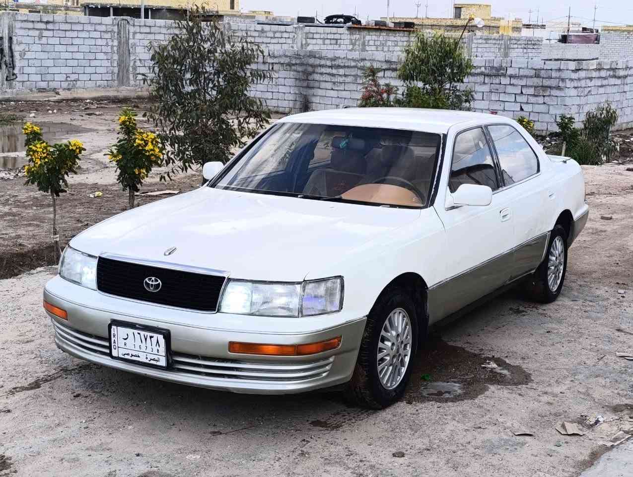 السلام عليكم 
السعر ((43))وبيها مجال للشراي 
‏‪0781 129 4672‬‏
‏‪0783 917 0777‬
سياره تويوتا لكزز موديل 1991مكفولة من  الكص والنقل الجثه والعيب الشرعي وكافة الاصوليات كير مكينه فيفيتي حداديه جديده تخم تايررات جدد كهربائيات شغاله تبريد شغال سياره جاهزه سنويه مجدده لغايه 2026 الرقم بصره  مشروع وطني تحويل ثاني يوم للاستفسار الاتصال على الرقم التالي
