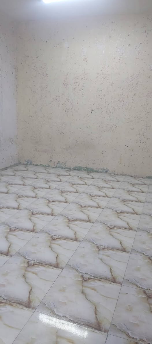 بيت طابقين للبيع المعقل مساحه ٢٤٠ متر طابق اول ٤غرف وصاله ومشتملات وحديقه خلفيه وثلاث محلات مستأجره
طابق ثاني ٣غرف وصاله ومشتملات ***********
