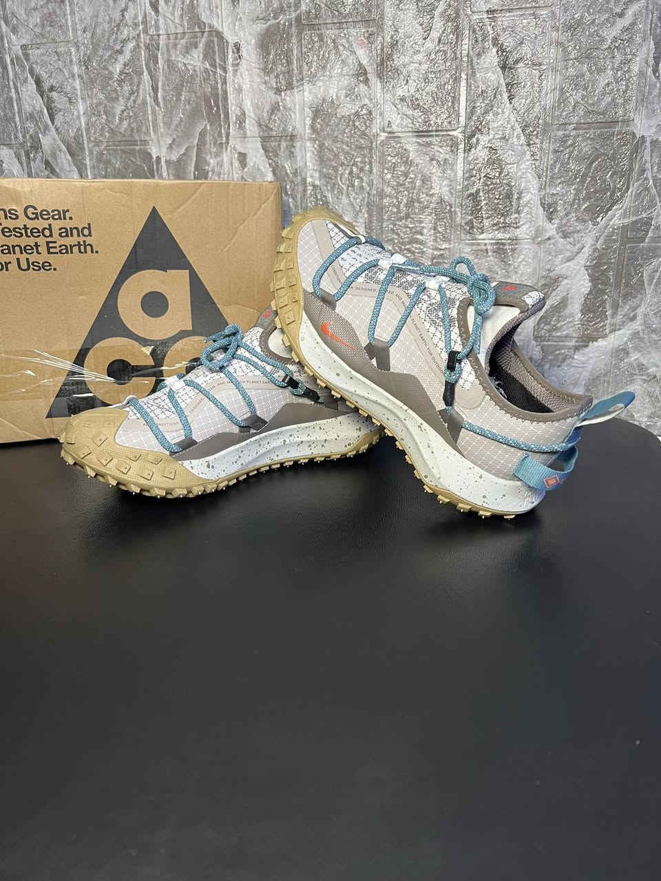 حذاء نايكي ACG ماونتن فلاي غور-تكس لو كوليدج جراي بيكانتي ريد - IB7328-001
قياس 40 طول القدم 25 سانتيم السعر 50 
تره سعره بلموقع 150 دولار 😁😁😁


**إذا كنت صاحب هذا الإعلان وتريد حذفه لأي سبب، رجاءا أرسل رسالة إلى الدعم الفني**