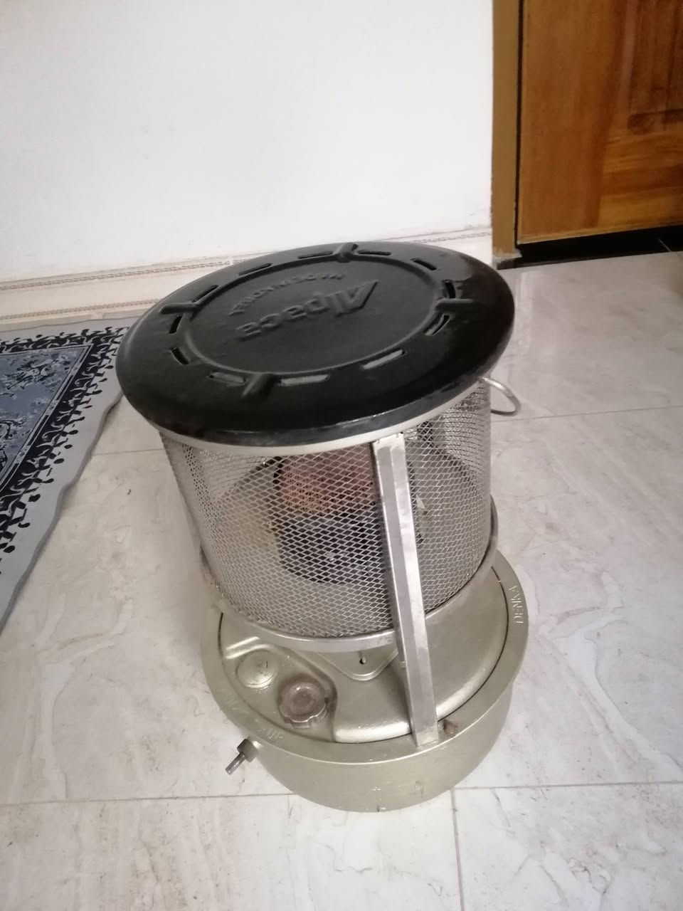 أغراض للبيع للاستفسار اتصل ع ***********
