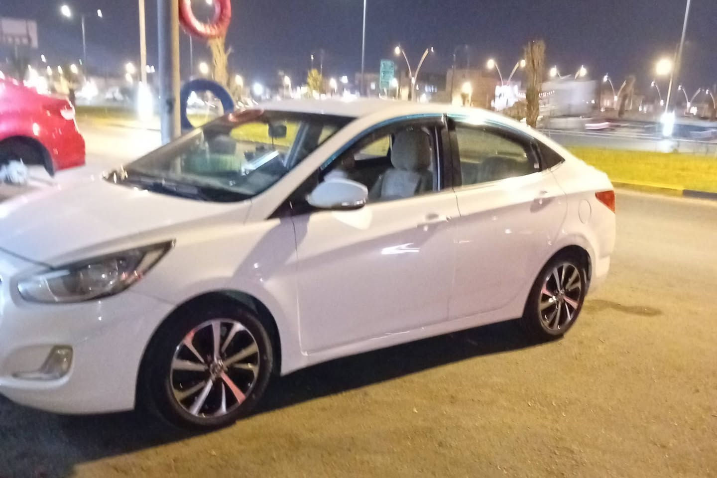 اكسنت خليجي مضلع مديل 15 بسمي بصرة والرقم مميز كفاله بس زلق بالبنيدشي قليل
السعر ب 103 وبيها مجال البصرة المعقل


**إذا كنت صاحب هذا الإعلان وتريد حذفه لأي سبب، رجاءا أرسل رسالة إلى الدعم الفني**