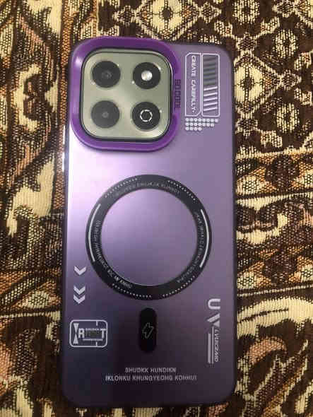 هونر .x6b
بي كسر بالشاشه الجهاز كلش نضيف 
 الف 💸.100. / ***********
