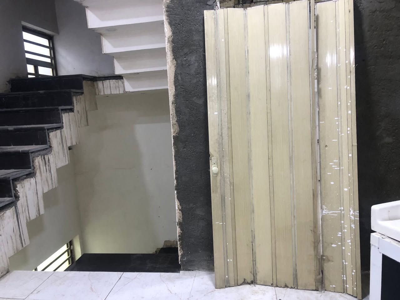 اغراض بيت مستخدمة مكان الدوره


**إذا كنت صاحب هذا الإعلان وتريد حذفه لأي سبب، رجاءا أرسل رسالة إلى الدعم الفني**