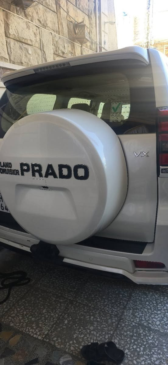 بسم الله الرحمن الرحيم  
السلام عليكم ورحمة الله وبركاته برادو vxالوجبة الثانية موديل ٢٠٢٣ رقم اربيل هزة جديدة بأسمي شخصيا مكفولة كفالة عامة عدا شخط زغير بنهاية الباب ماشية ٢٥٠٠٠ الف حقيقي السعر ٥٠٠٠٠$وبيها مجال بسيط للاستفسار *********** بغداد, العراق
