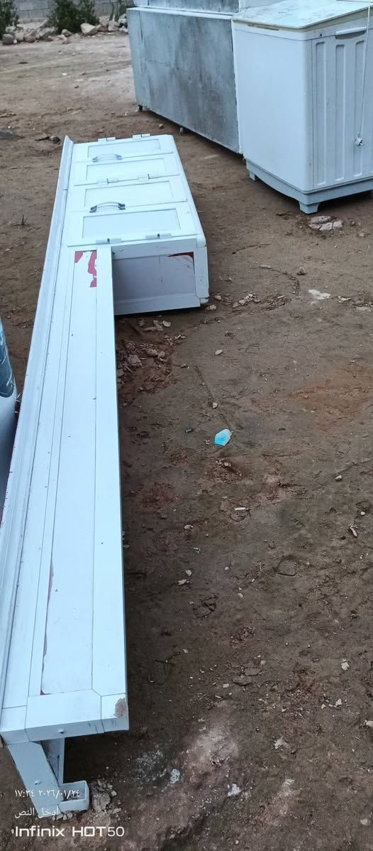 يوجد لدينا اثاث مستخدمه للبيع المكان حديثه الخفاجيه رقم الهاتف
***********
***********
