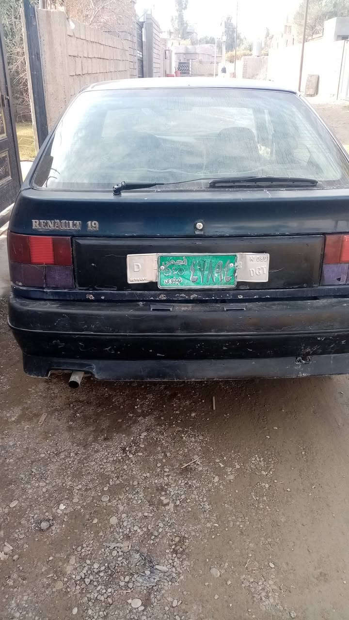 رينو حجم 19موديل 92السعر 15وبيه مجال التصال على الرقم ***********والخاص مفتوح المكان الشرقاط
