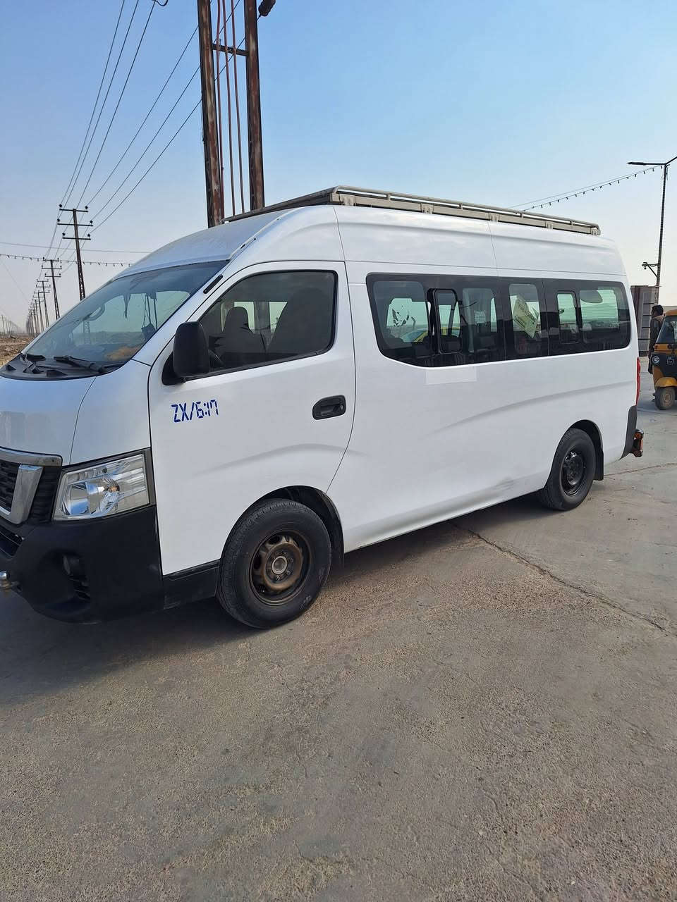 سلام عليكم نيسان  16  كفاله عامه ماعده ربع لي بلجنطه سدر جديد أمامي خلفي كير اكسن مكينه كفاله سياره جاهزه على اخر حبايه تبريد ثلج مكان بغداد سعر 215بيه مجال حك جيه رقم ***********
