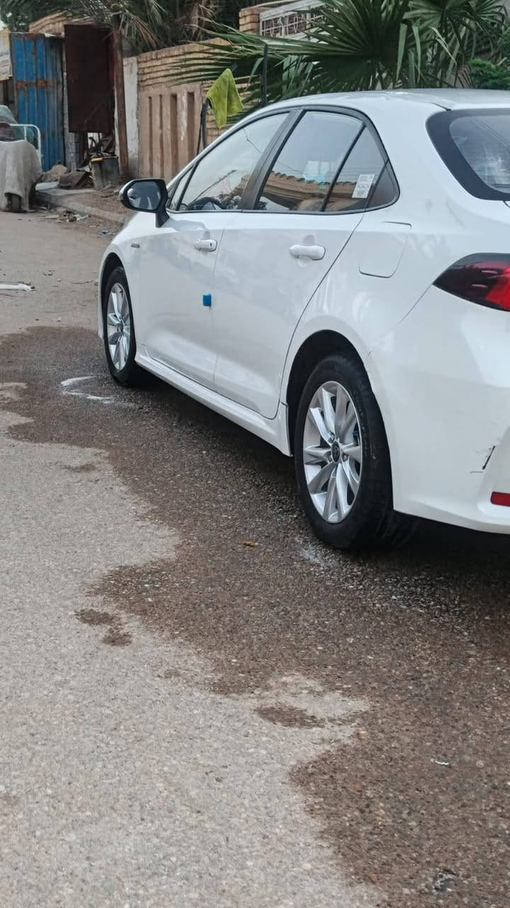 السلام عليكم كورلا تجميع صيني حره بسمي مديل 23 بيها باب اصلي مبدل طبق الاصل وجاملغ مرشوش سعر السياره 135 بيها مجال سياره خير من الله فول مواصفات  هذه رقمي ***********
