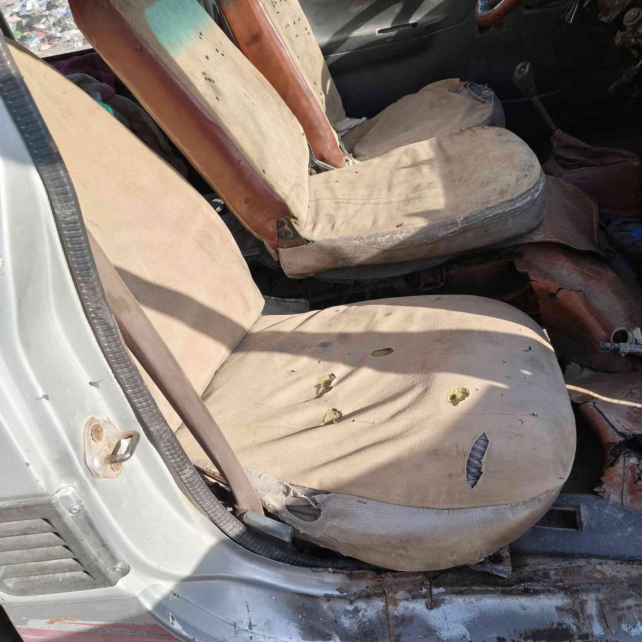 السلام عليكم شباب تفصيخ اي شي تحتاجون موجودبسعارمناسبه مكان الحسينيه الراشديه سيبايات فتون نضيف السعر٨٠خشب كامل الستفسار ***********
