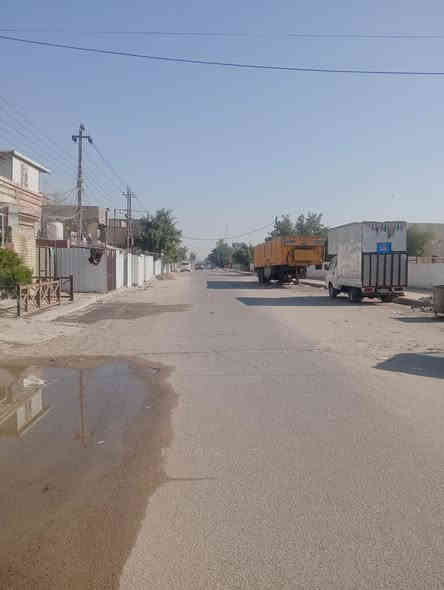 السلام عليكم محل لليجار في منطقه الخمسه ألف الايجار يكون فقط لنساء ***********
