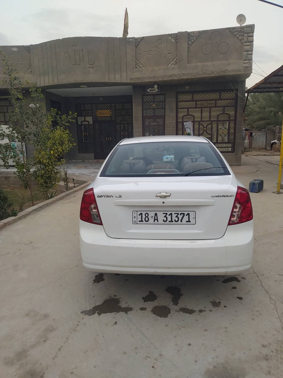 اوبترا موديل 2012 رقم بابل دولي باسمي السياره وهزة جديده جاهزه من كل شيء تخم تاير تبريد شغال حداديه امامي خلفي كامله السياره وارد خليجي مكان السياره حلة مركزالسعر ٨٨  صبغ جاملغ امامي ودور الجاملغ الخلفي كما موضح بالصورة بدون حادث مجال رقم الهاتف ***********
