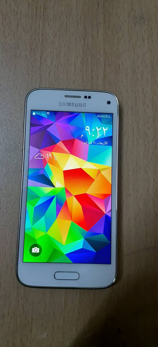 موبايلين كلاكسي جديد J7 و S5 شرط ملحقات ويا للبيع  الي يريد يتصل ***********..
