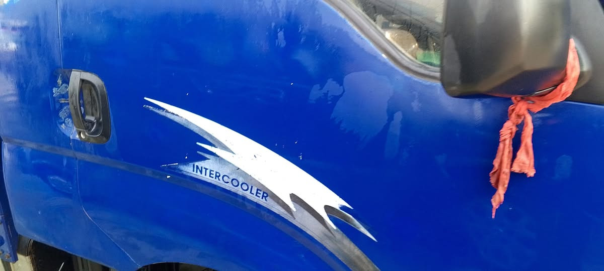 للبيع كيا موديل2007 محرك300سوبر عالبلاد كير واكسل مكفول سياره كفاله تبريد وي السويج رقم ديالئ بسمي تحويل مباشر الاستفسار (***********)
