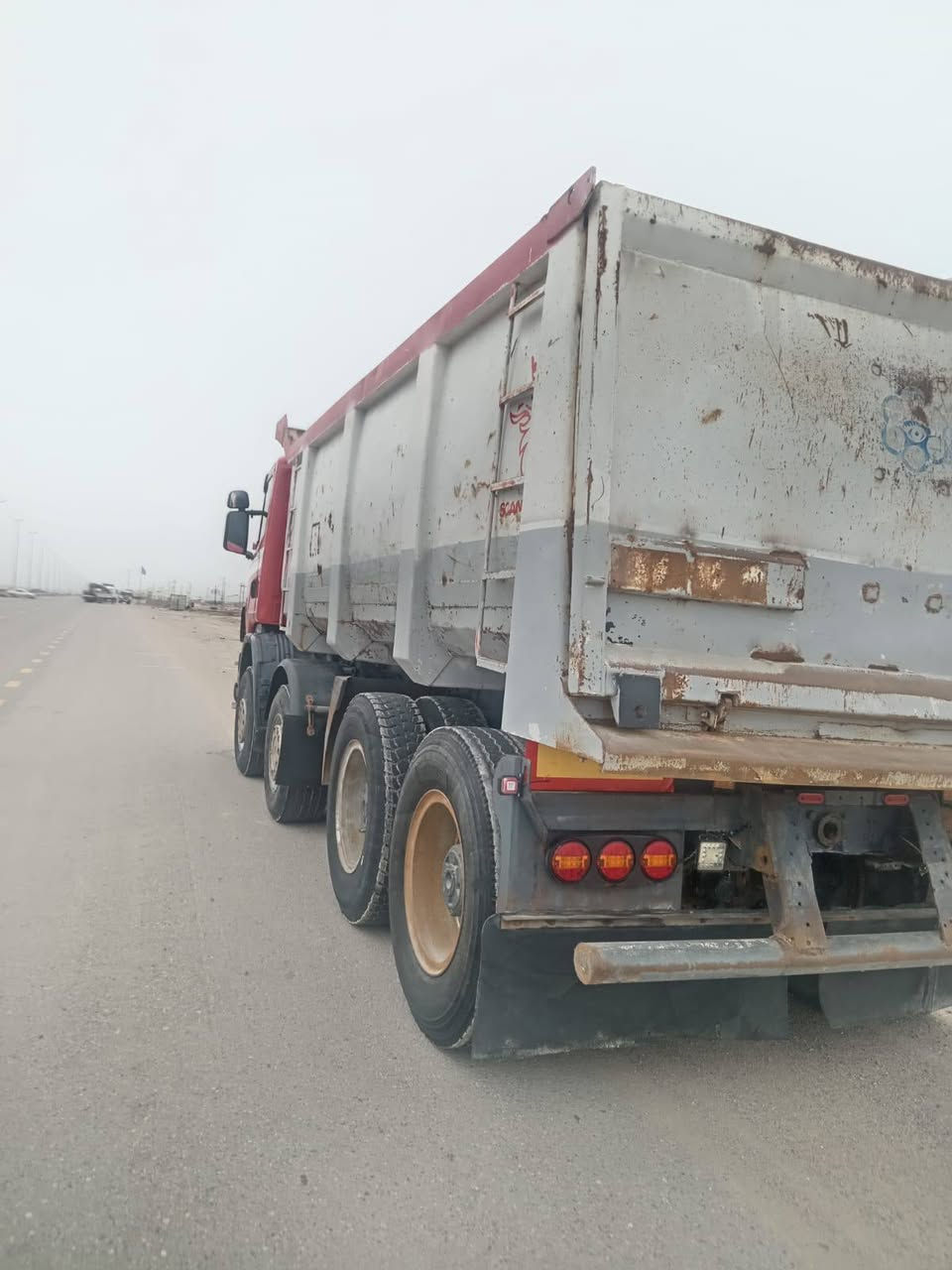 سلام عليكم للبيع سكانية 2003 رقم بصره بسمي تحويل مباشر مكينه انجكتر تخم تاير سياره كامله ومكفوله مكاني بصره رقم الهاتف ***********
