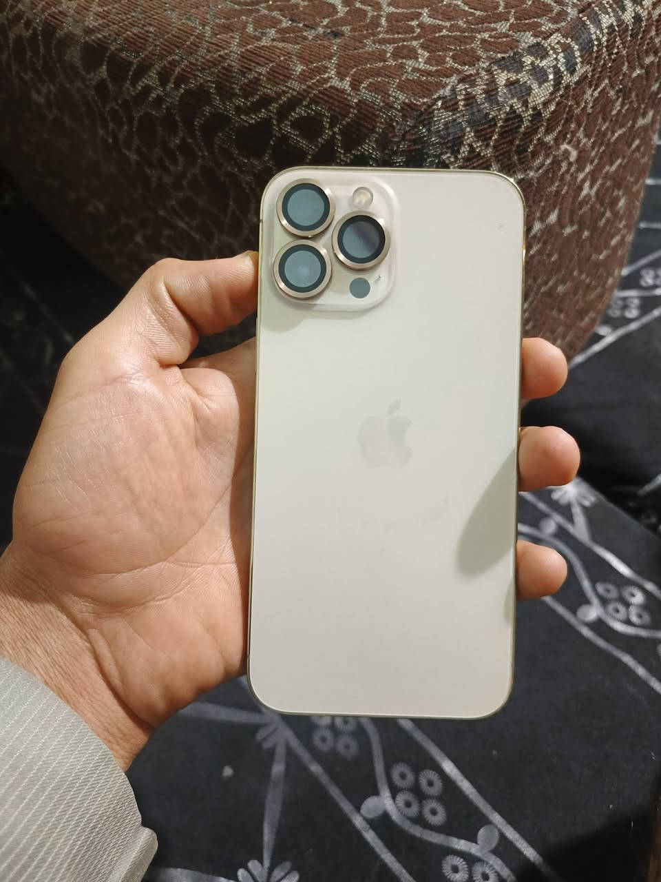 ايفون 13 برو ماكس نضافه فول ذاكره ٥١٢ بطاريه ٢٩ امريكي نموذج M لا مبدل ولا مصلح  سعر 700رقمي ***********
