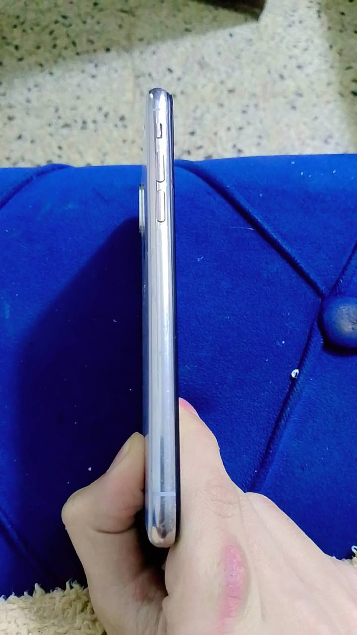 السلام عليكم تلفون xعادي ذاكرته 256 تلفون ابيعه فحم غراضه كلهن اصليات سعره 70وبي مجال
واتساب ***********
