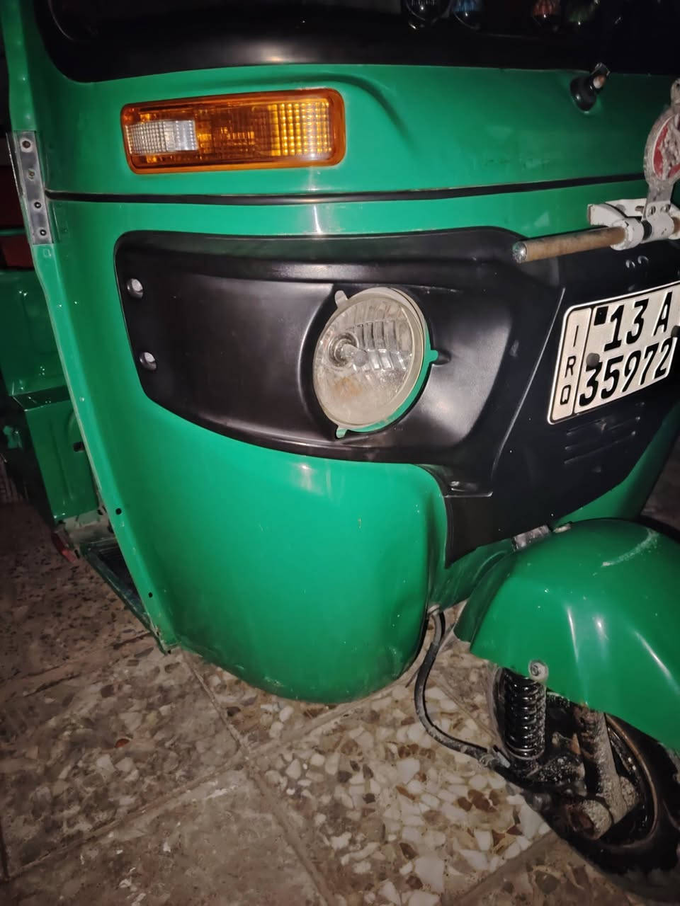 سلام عليكم تكتك للبيع سنويه ورقم موديل ٢٢ تكتك مكفوله شراي خابر ***********
