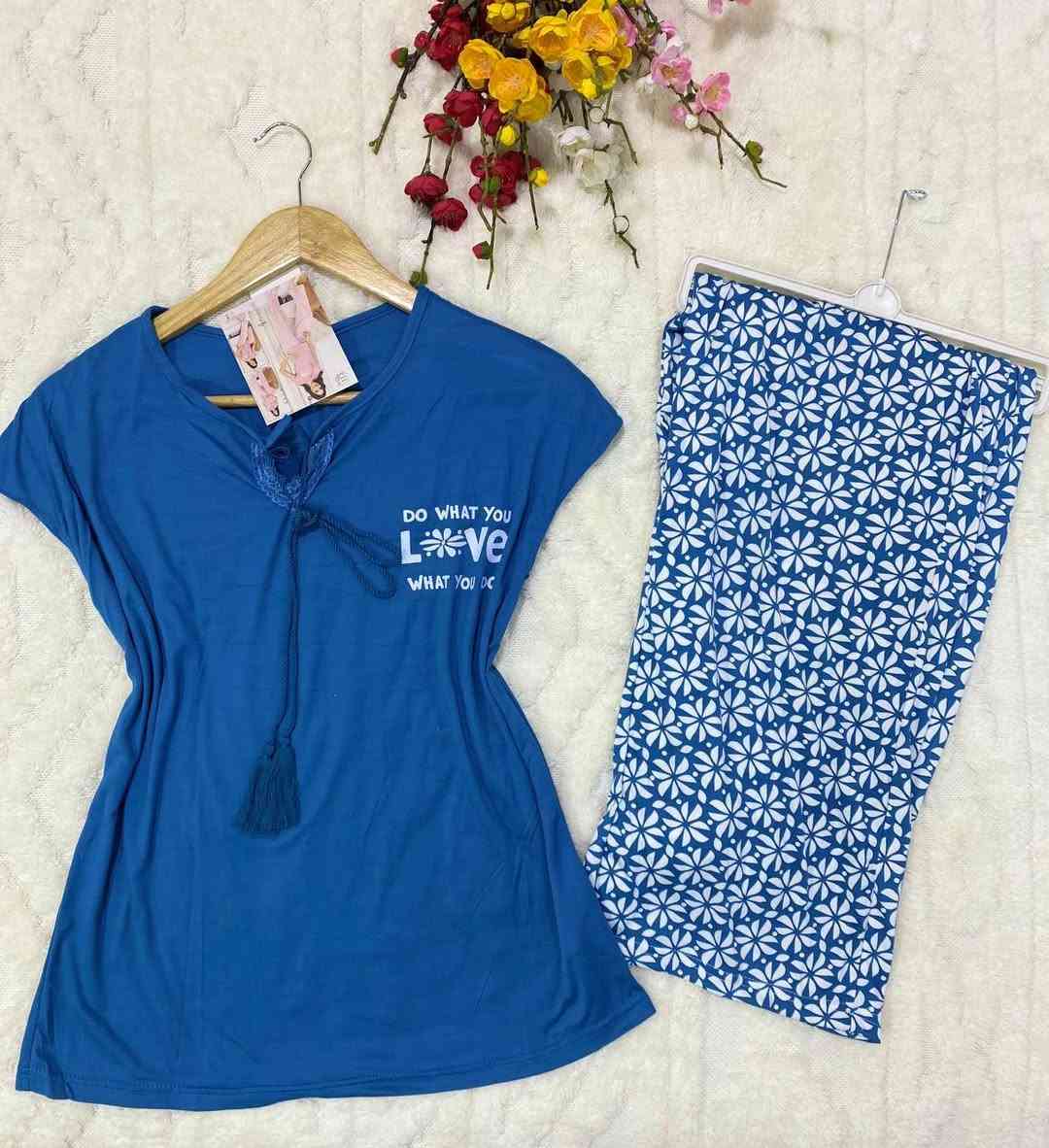 بجامة فانيلة قطن 
قياسات m/L/xL/xxL
سعر الدرزن ب 135,000


**إذا كنت صاحب هذا الإعلان وتريد حذفه لأي سبب، رجاءا أرسل رسالة إلى الدعم الفني**