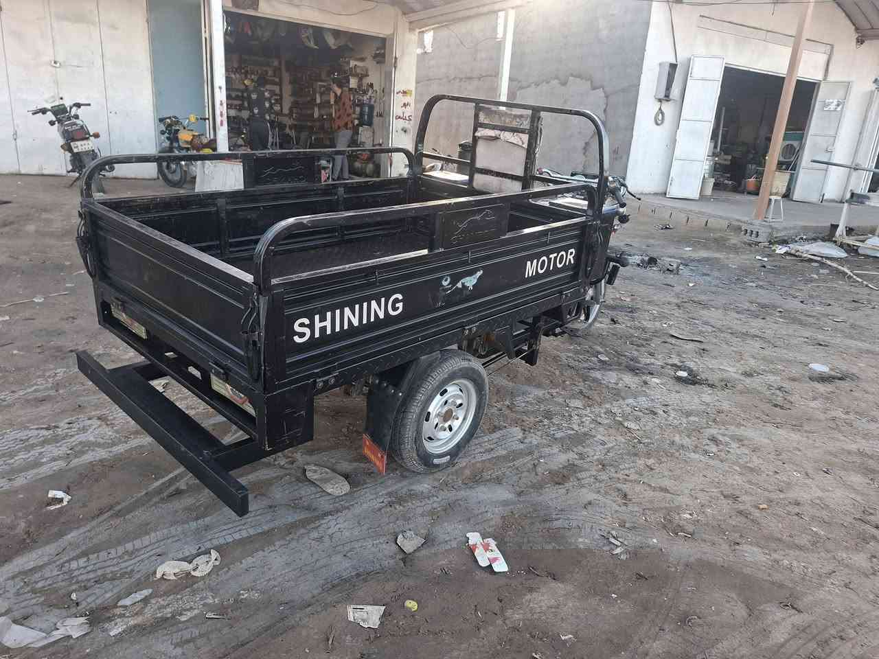 السلام عليكم ستوته جمره موديل ٢٢ اوراق اصولي كهربائيات شغاله نكره سلف مكينه ما مفتوحه السعر ١٨٠٠ وبيها مجال مكاني الحمزه الغربي منطقة الزبار ***********
