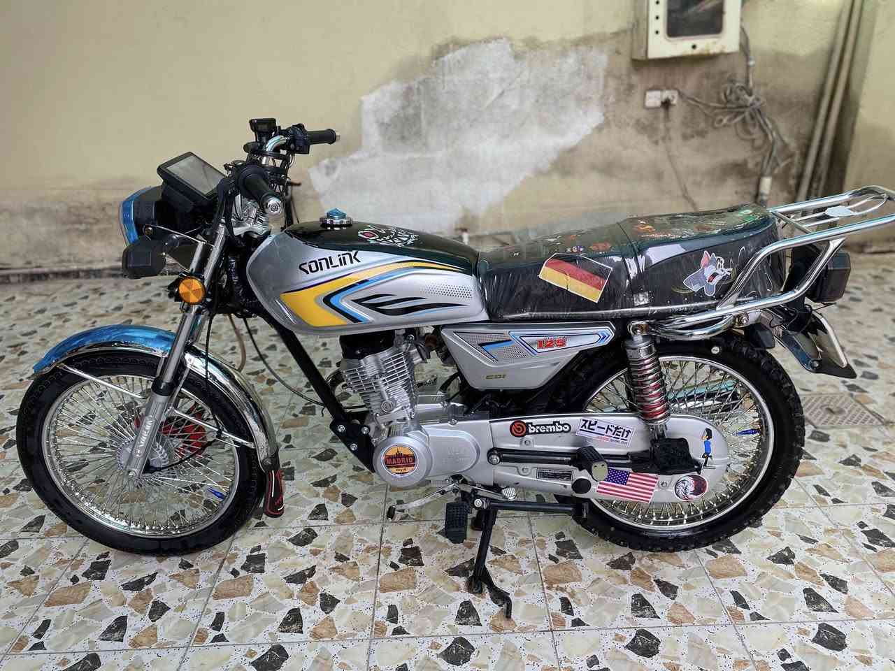 سلام عليكم تايكر موديل 25للبيع او مراوس شعندك نزل بل تعاليق شلعه ومعدل خير من الله كهربائيّات كله كامل اشاير ودشبول شغال سعر 750وبيهه مجال قليل لرقم   ***********

/مكاني ديالى بقعوبه بل رحمه
