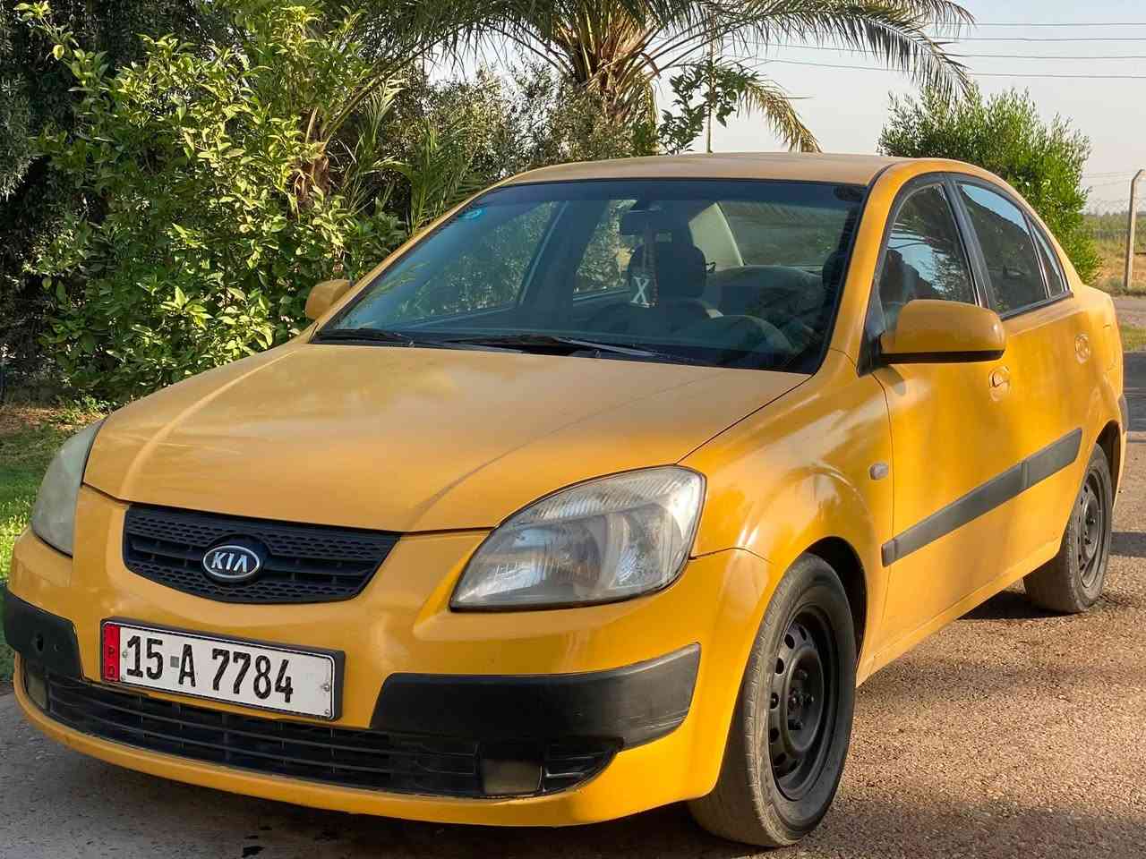 السلام عليكم كيا ريو خليجي  2007 بسمي محرك 1600 جديد بدون تنقيص وتبخير تبريد ثلج سياره بيها تصليح هلالت ودوسات فقط كفاله سياره خير من الله جاهزه لشغل ***********/*********** مكاني ابو غريب 65 وبيها مجال
