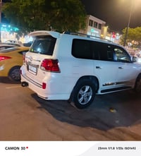 لاندكروز • ٢٠١٢ • بدون صبغ