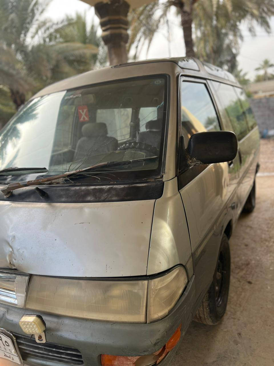 السلام عليكم من رخصت الادمن المحترم للبيع فاره موديل 93 سنويه نافذة من 19كيرتمام ومكينه ثري واي تجفيت جديد تايرات المامي جديد ولخفي نص عمر صدر 80%سعر33وبي مجال مكان السياره صويره للستفار ***********
