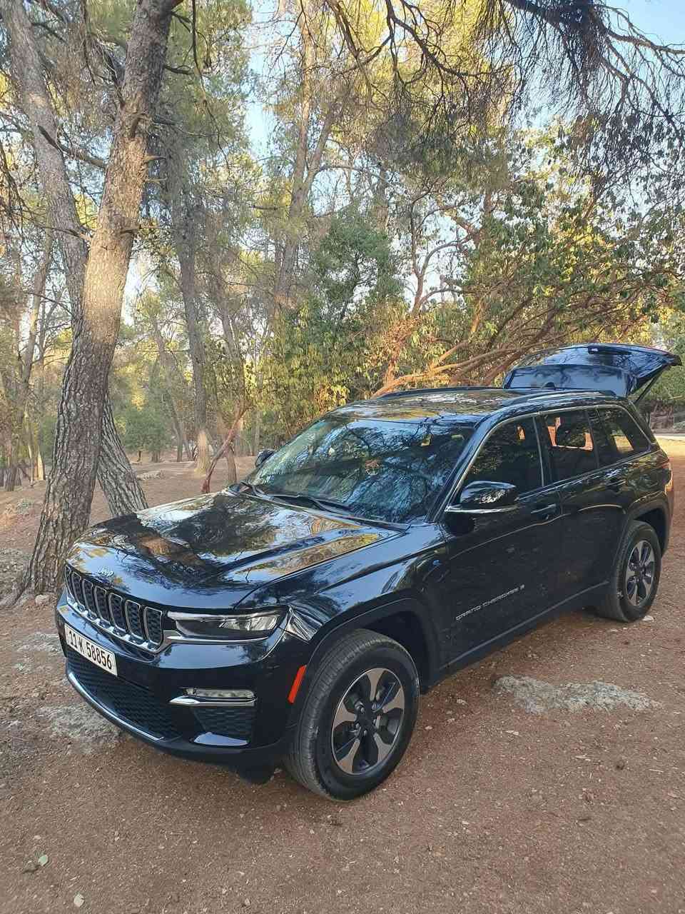 ياالله
السلام عليكم جيب كراند شيروكي    
4XE 2023

Jeep Grand Cherokee 4Xe 2023 2.0L

     

حجم المكينه : 2000  تيربو + هايبرد + بلك ان  بدون أيرباك 

الضرر : السيارة مجفية و مصبوغ عام 
للعلم السيارة مصلحة تصليح درجة أولى  خالية من العيوب  

          حالة الايرباك : سليم مطاك ولا ايرباك
ماشي فقط 13 الف يعني جديدة 
#مواصفاتها

1.شاشه 

2.بصمه

3. تشغيل عن بعد

4.دمام خلفي

5.كشنات جلد

6.كشن السايق ميمري

7.كشنات كهرباء

8.صندوك كهرباء

9.حساسات خلفيه

10. قطع تبريد 

11.اشاير بالمري

12.رادار امامي

13.رادارات 360

14.ثلاث وضعيات قياده

15. بنوراما فتحتين

16. كير ماوس

17. نظام منحدرات

18. هيترات بالكشنات 

19.ويل كب كروم

20.لايتات لد

21.بكلايت لد

22.كشافات

23.بصمة ابواب
24 . شاشة عدد ٣ قطع
فول مواصفات 1/1 جاهزه مرقم بغداد تحويل ثاني يوم

تفاصيل اكثر هذا رقمي 
*********** تحياتي 

مكاني بغداد
