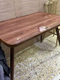 ميز طعام • طاولة سفرة