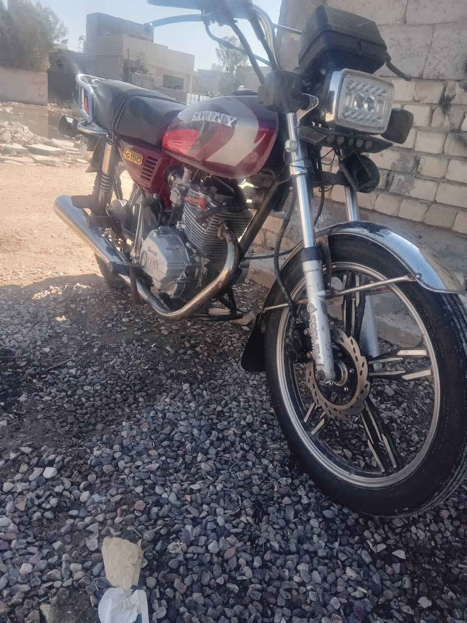سلام عليكم شباب دراجه يرانيه للبيع 5كير المكانه الكرغوليه جسر دياله الجديد 450بيهه مجال ***********
