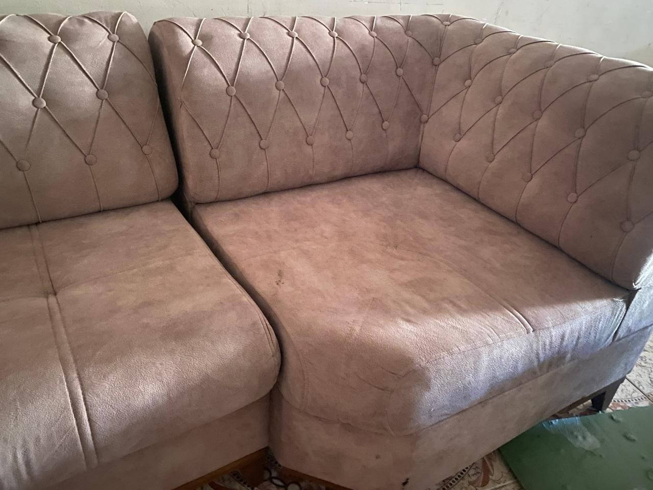 السلام عليكم 
للبيع ديوان تركي 10 مقاعد 
نضيف جدآ ب 600 بي مجال 
مكان المحمودية حي بدر 
***********
@إشارة
