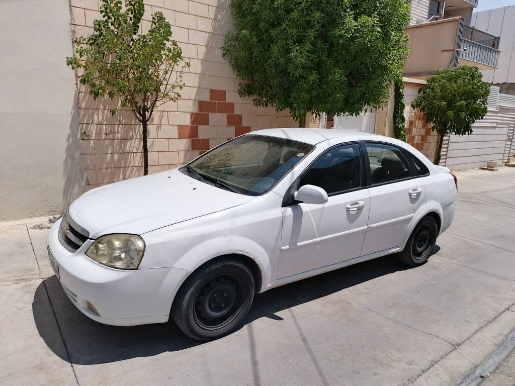 اوبترا 2011 سنوية لحد 2027 و بيها كوبون بنزين 
الصبغ فقط الهلال الخلفي
وجاملغ امامي  شبرين صبغ 
وكارد صغير في السقف
*********** كركوك, العراق
