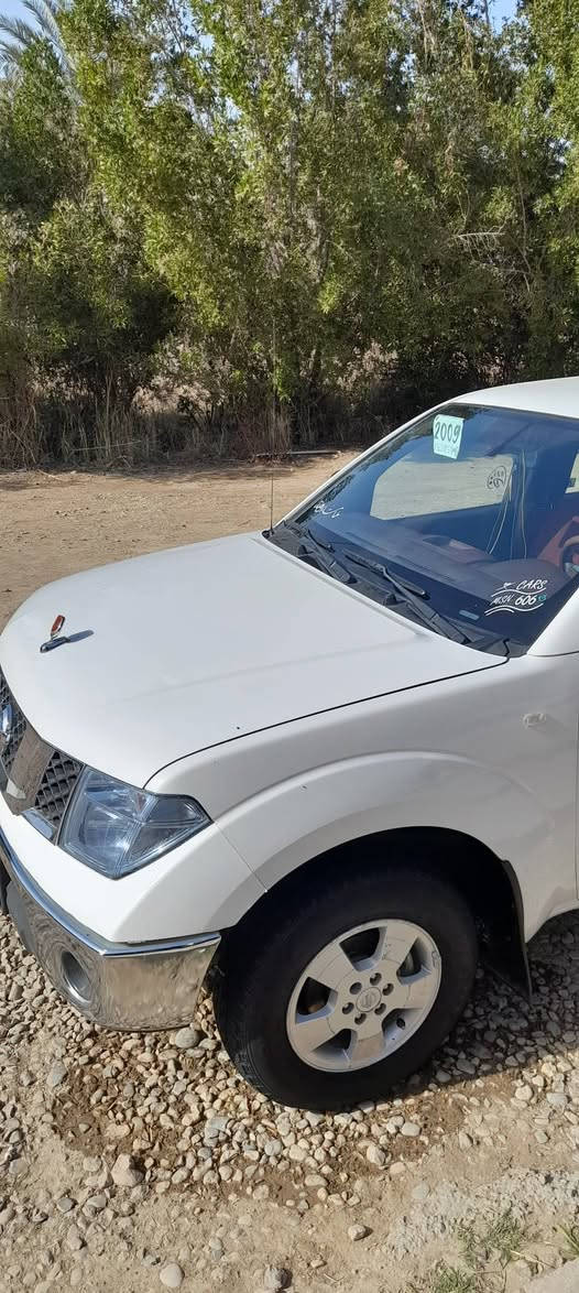 سلام عليكم.
بيكم نسيان نيفاره 
موديل ٢٠٠٩ السياره مكفوله كفاله عامه رقم سليمانيه سنويه ال ٣٠     بسمي تخم تاير صدر جديد كهربائيات كله شغاله دوشمه تبريد تدفئه كفاله 
ملاحظه السياره محوره تحوير الشمال مكينه وكير ياباني 
السعر ١١٠ بيه مجال للشراي الجاد.للاستفسار أكثر ***********
