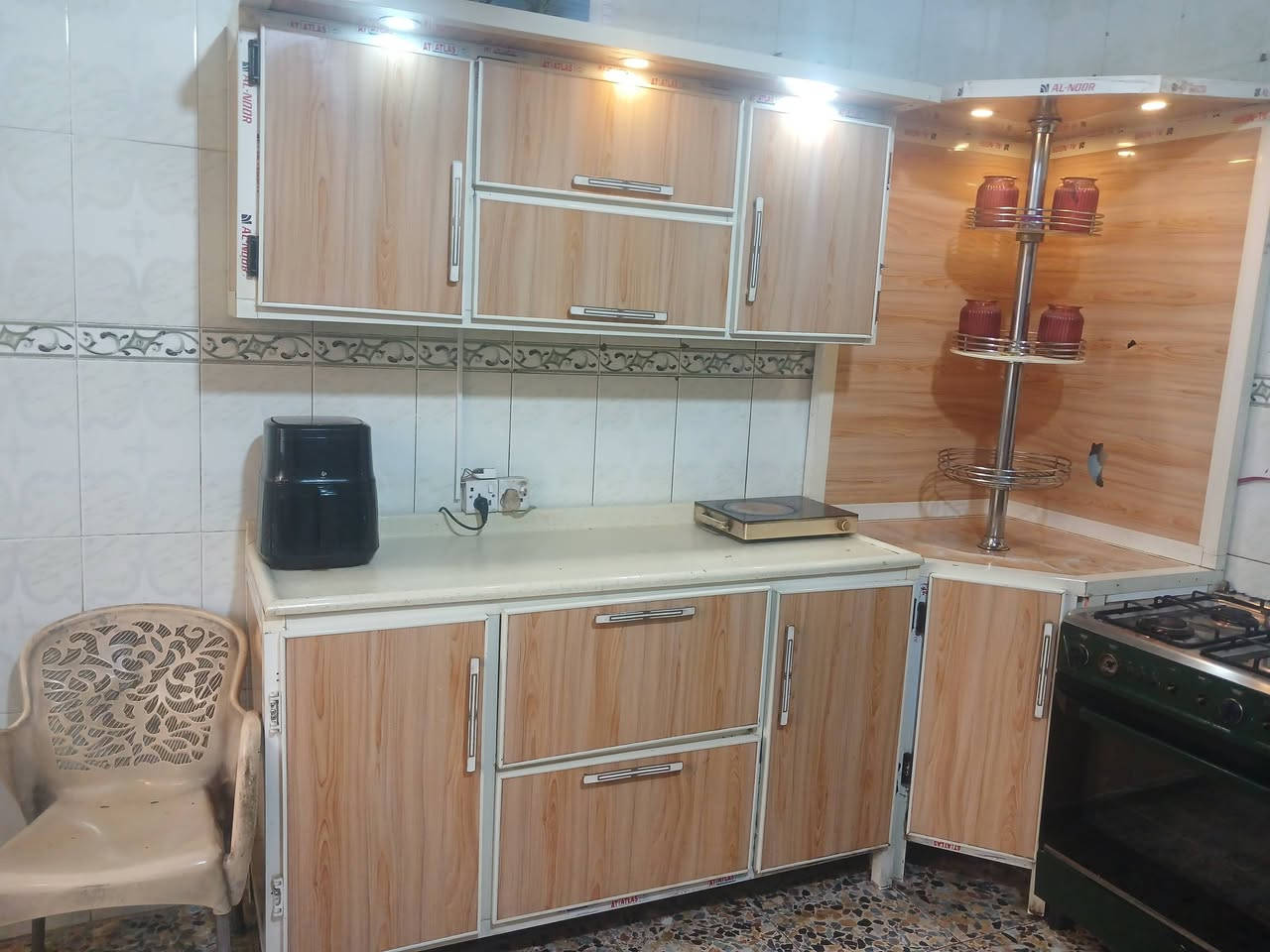 السلام وعليكم
بطبغ نضيف ٥ بطع
الرضية مرمر اصلي
رقم الهاتف ***********
