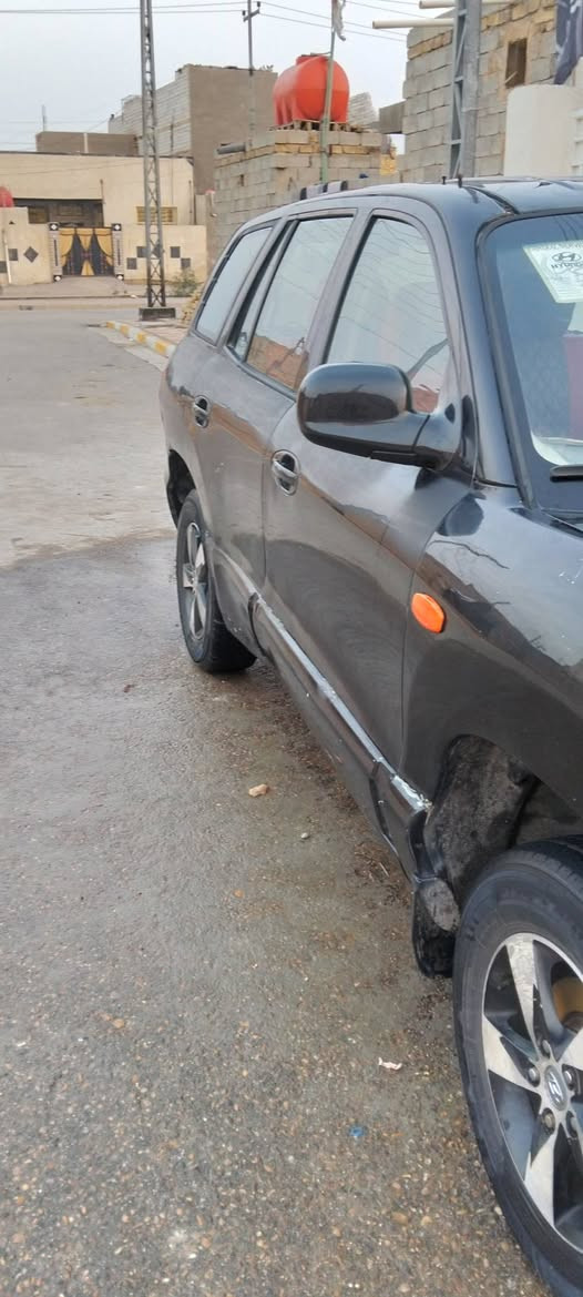 سلام عليكم عيني سنتافيه موديل 2002 مراوس او بيع بيع سعر 60 وبيه مجال بسيط سياره خير من الله واذ اكو مراوس عادي نتفق ورجائن لمو شراي لا يكسر بحلال العالم  اي ستفسار خاص موجود وهاذه رقمي *********** بيه واساب
