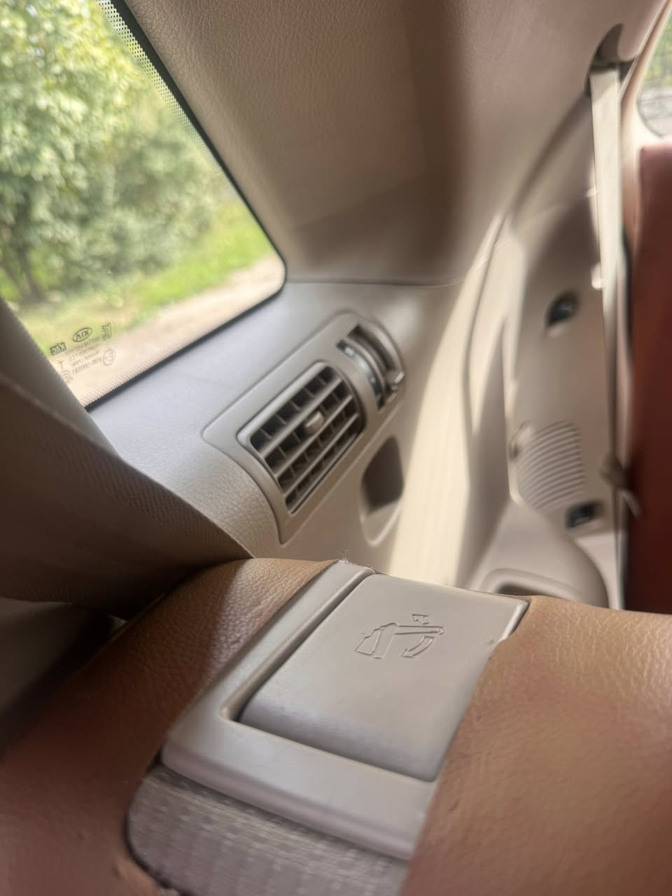 السلام عليكم اخوان 2015 خليجي 
مواصفات 
بصمة +بصمة ابواب 
أناره ترحيب 
حساس امامي وحساس خلفي
رقم بغداد 
سنويه جديده 
بيها بارد بالباب 
سعر ١٧٥

***********وتساب
***********
