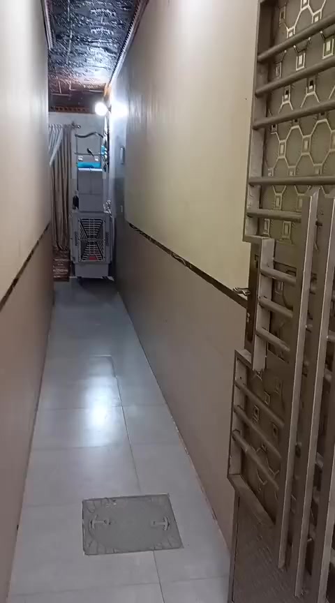 سلام عليكم دار لبيع طابقين والبيت كدامك ماعوزه شيء كامل مابي اي نقص بنيان سنه 2024  ارتفاع بناء البيت 3 وربع
الطابق الاول استقبال وصاله ومطبخ ومحلقاته وغرفه نوم 
طابق الثاني غرفتين وصاله وحمام 
طابق ثالث سطحين وبيتونه 
سعر اتصل علا رقم مامتواجد علا نت ***********
المكان حي الفسير قرب علا افران علي الهادي
