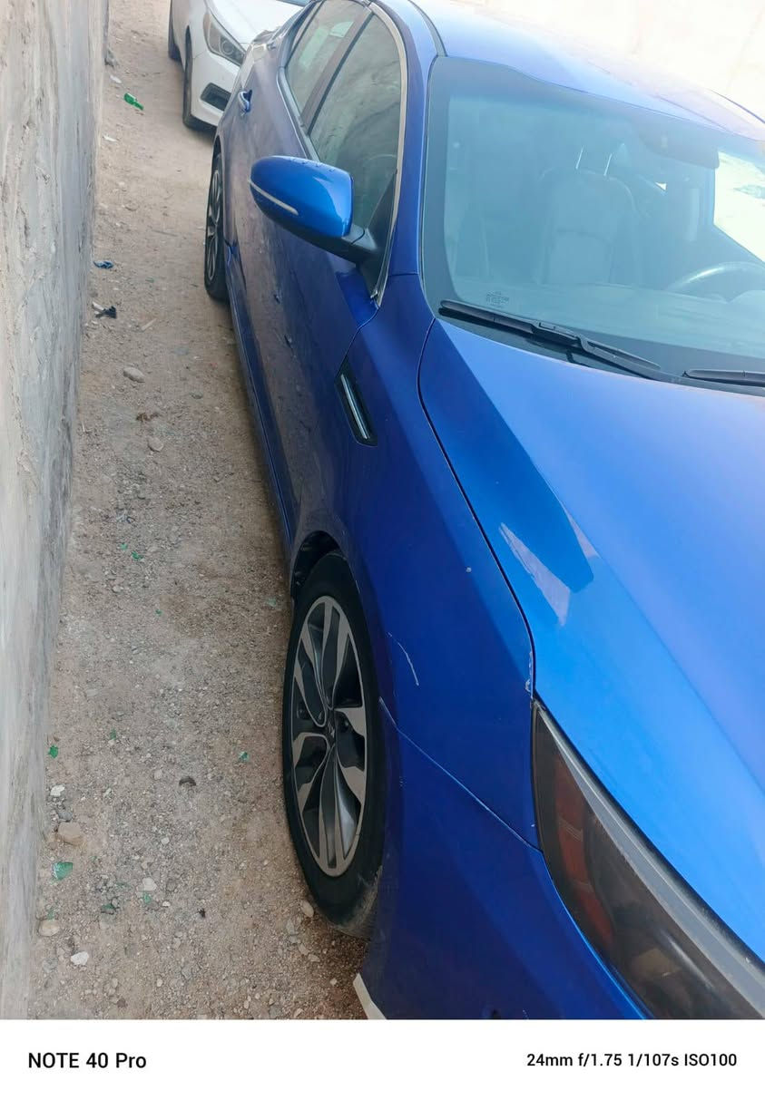 السلام عليكم سياره اوبتيما موديل 2015 وارد امريكي
سياره حيل حلوه احلى من الصور مكينه وكير كفاله كفاله من الضربه القويه حادثه جاملق وشويه من البنيد مكانات رشات بسيطه سياره فول ما عدا 
سياره رقمها بصره تحويل ثاني يوم
 الفتحه 
تحكم ستيرن 
شفتات ستيرن 
بصمه 
دخول ذكي 
بصمه ابواب 
رادارات جانبيه 
مانع انزلاق 
شاشه 
كشنات جلد 
تبريد قطعتين 
كشنات تدفئه تبريد 
تبريد ثلج 
سعرها 95 وبيها مجال للشراي 
عنوان السياره بصره حمدان 
الرقم ***********
مكلف بالنشر
