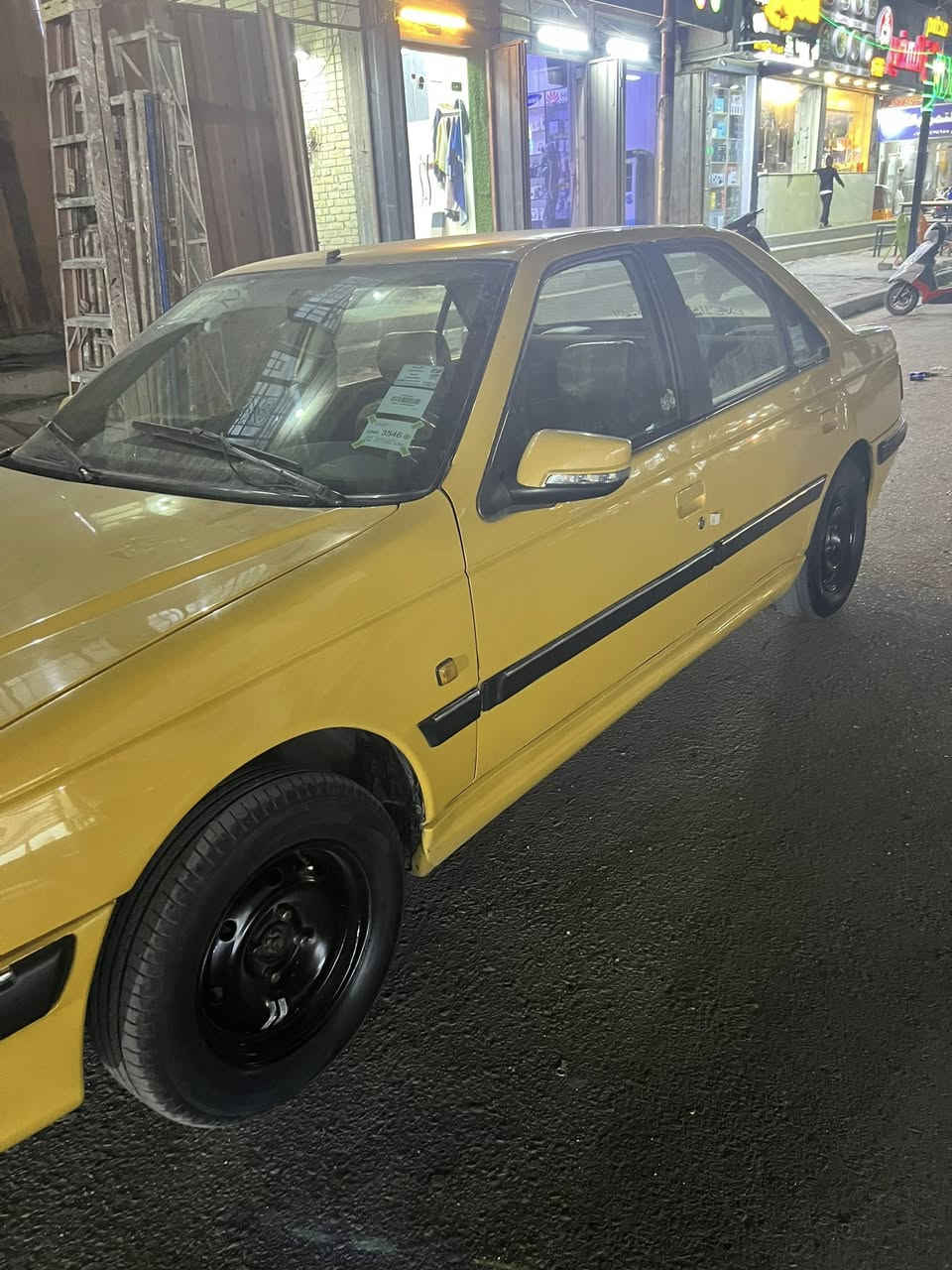 السلام عليكم بارص ٢٠١٥ مكفوله فقط هلال خلفي واحد مكينه كير تبريد كفاله تحويل ثاني يوم 
رقم انكليزي باقي ع الاستلام 
مصفره مدوشمه عام تخم تاير جديد سياره جديده تحويل ثاني يوم 
عنواني بغداد كفات العبيدي 
***********
سعرها ٤٦
