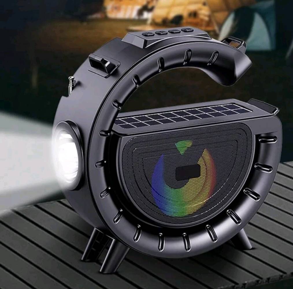 مديل DV - 800

- يتم شحنه عن طريق الكهرباء والطاقة الشمسية 

- يمتلك لوحة شحن شمسية لضمان امداده بالطاقة دون انقطاع

- يتميز بمصباح يدوي LED قوي ذات مدى 100 متر

- خاصية الراديو FM

- يأتي مع حزام 

- ستاند حامل للهاتف 

- اضاءة ملونة من الداخل 

- يدعم  USB و TF-card

- قياسات السبيكر :  203 * 75 * 205 mm

- مسافة الاتصال: 10 متر
ما هي مدة تشغيل البطارية بالساعات؟: 
الشحن على الطاقه الشمسيه 
هل توفر توصيل ضمن بغداد؟: 
نعم
هل هناك ضمان على المنتج؟: 
نعم يوجد ضمان