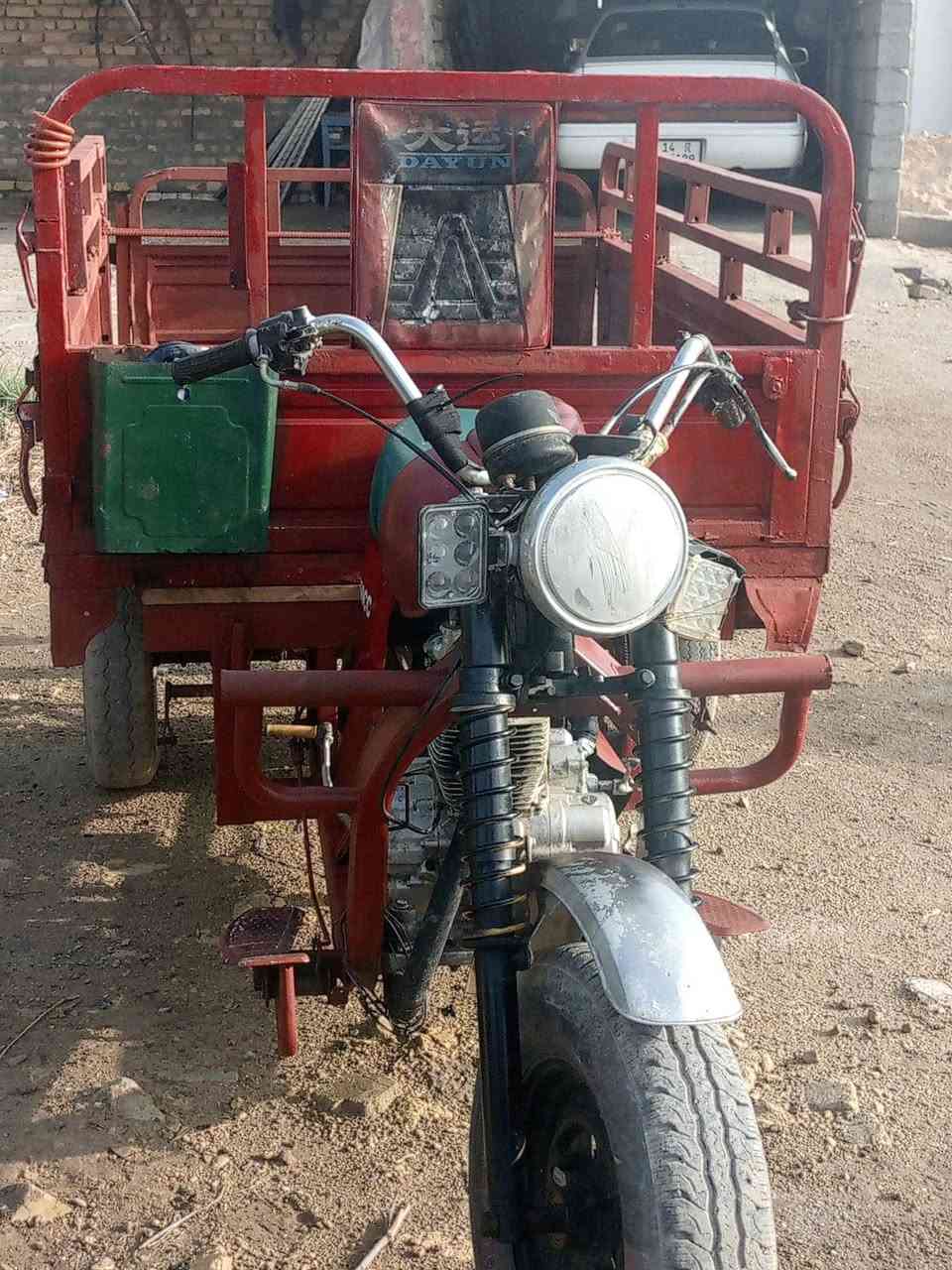 السلام عليكم.....ستوته بدون (دايوان) للبيع.... شاصي مكفول... وكهربايات شغاله.... بدي نضيف... ولستوته شوف العين كدامكم..... السعر(٧٠٠)متواجد خاص


**إذا كنت صاحب هذا الإعلان وتريد حذفه لأي سبب، رجاءا أرسل رسالة إلى الدعم الفني**