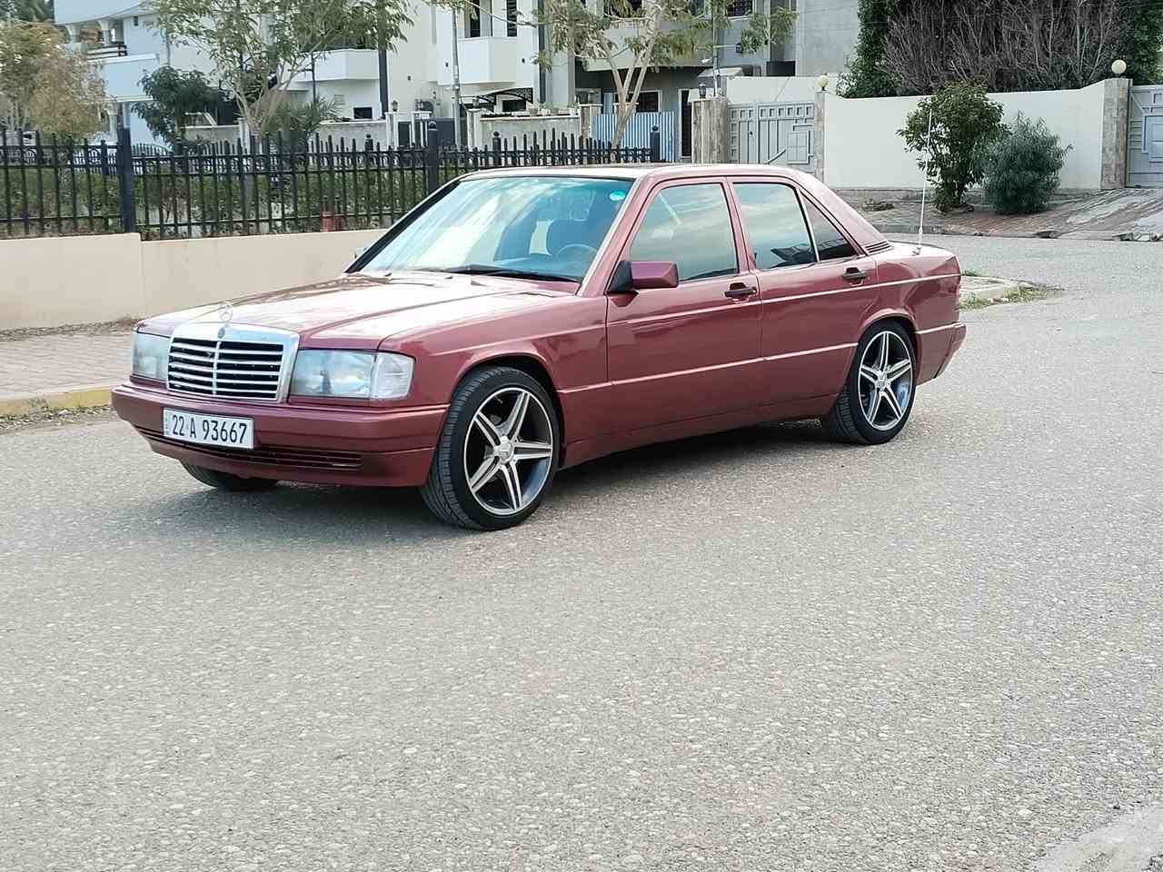 مارسيدس 190 طيارين موديل 90 محرك محورة ونجي رقم اربيل جديد دولي سنوية جديد الغاية 2030 بسمي شرط تحويل وكالة قواعد دبلات سليمة صبغ عام فقط لجمالية بدون خياس بدون ضرب تبريد ثلج ABS جام كهرباء سنترلوك كهربائية شغالة  سعر 58 بي مجال مكاني كركوك ***********
